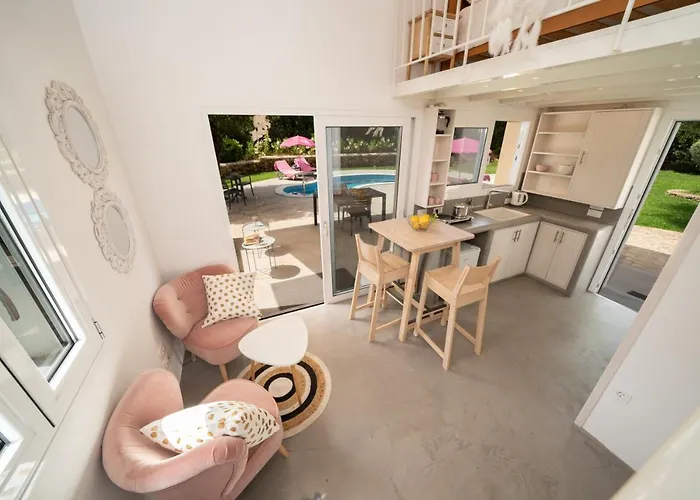 Koukla Retreat 斯巴达